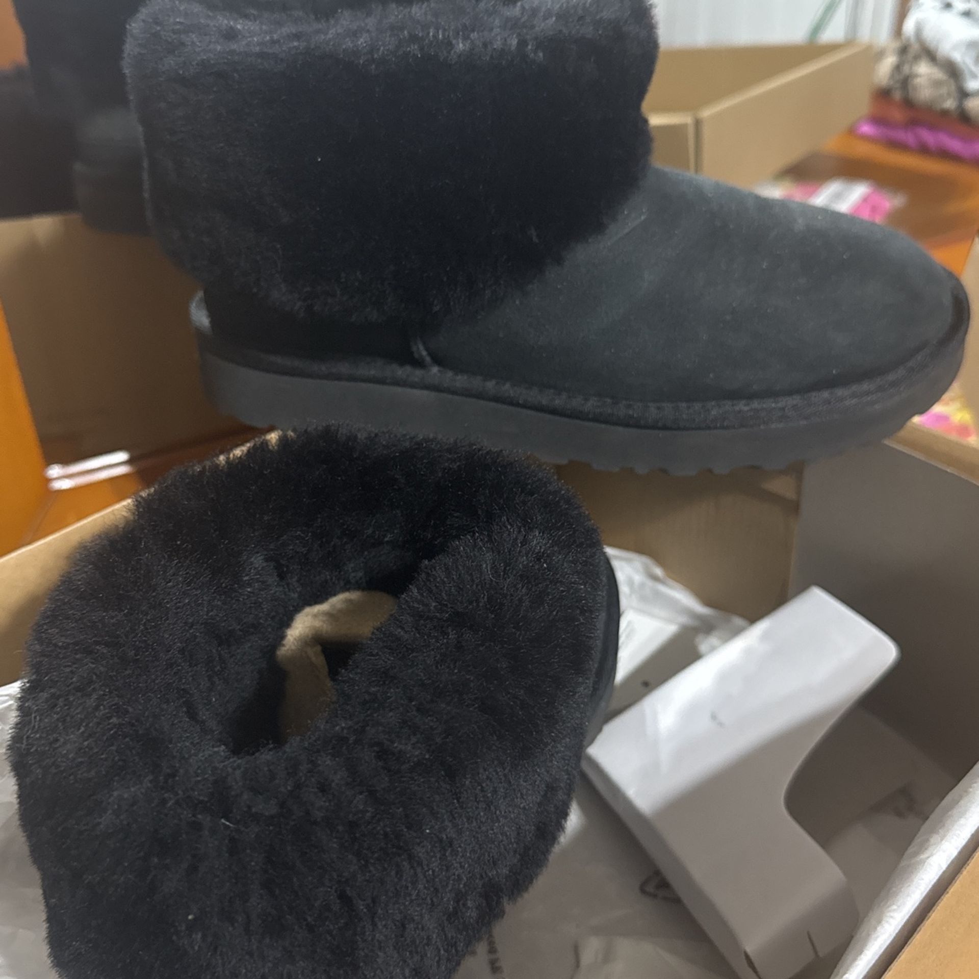 Ugg