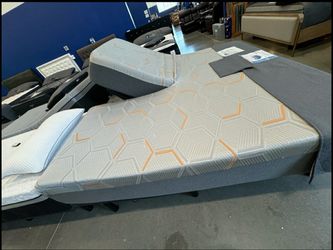 Split King, California King, Queen, King ADJUSTABLE Bed CLEARANCE!!