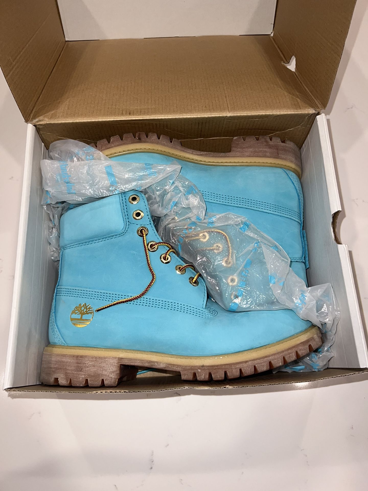 Size 8 Men’s - Timberland Exclusive Release