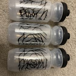 Lululemon Water Bottles 