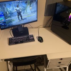 Gaming Pc And Desk