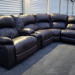 [FREE DELIVERY] Beautiful Real Leather Sectional With Recliner