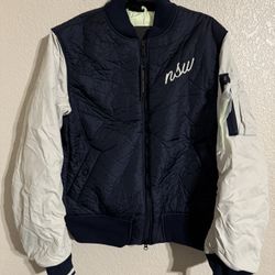 Nike Sportswear NSW Synthetic Fill Bomber Jacket 