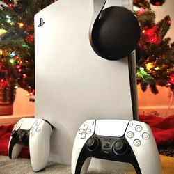 PlayStation 5 Console in White 825GB With Headset