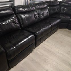 SECTIONAL GENUINE LEATHER RECLINER ELECTRIC BLACK COLOR.. DELIVERY SERVICE AVAILABLE ✅💥🚚