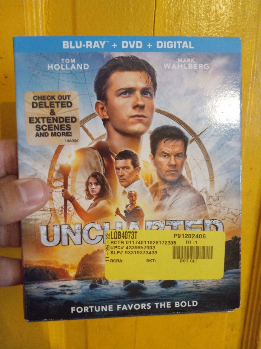 Uncharted Movie Blue Ray Combo Pack w/ DVD w/ Slipcover, Brand New