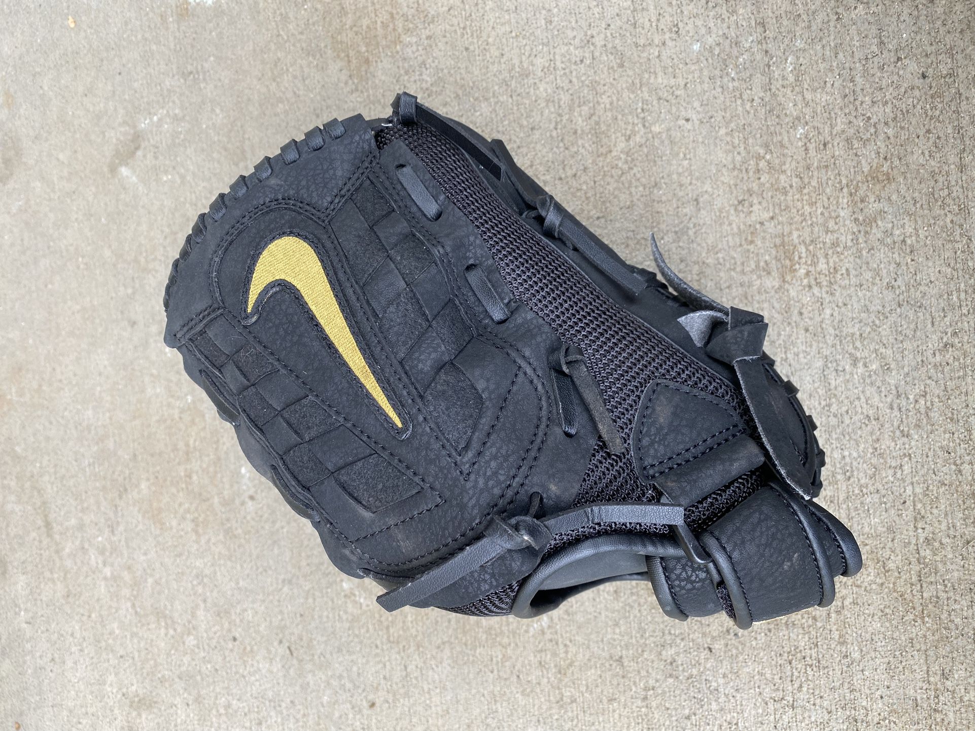 Nike Hyper Diamond Edge 11.5 Youth Softball Glove Mitt 