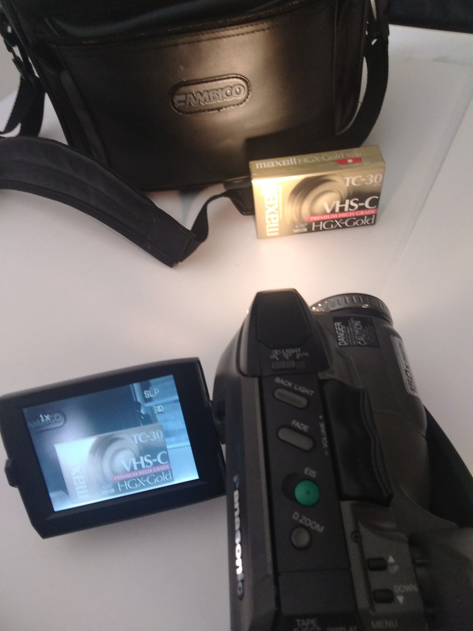 Panasonic Video Palmcorder w/ bag, battery power pack, extra NEW vhs-c tapes, remote control, manual EUC
