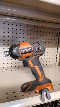 RIDGID 18V IMPACT DRIVER (TOOL ONLY)