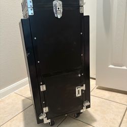 portable nail tech table