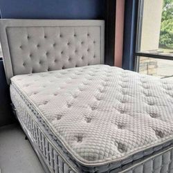 BRAND NEW MATTRESS (still in plastic)