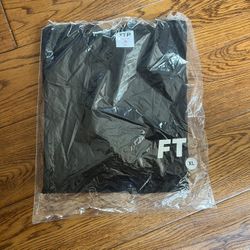 FLOCKED LOGO TEE (BLACK) FTP