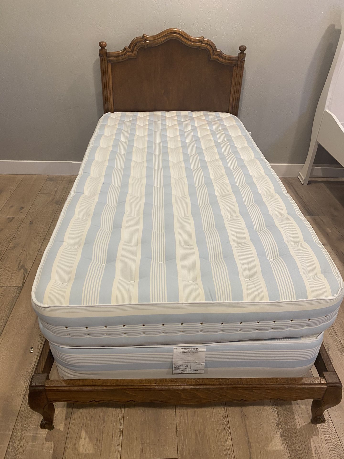 Solid Wood Vintage MCM Art Deco Twin Bed With McRoskey Airflex Mattress Cama Colchon Cot Sleep 🛌 💤