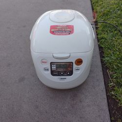 ZOJIRUSHI NS-WAC18