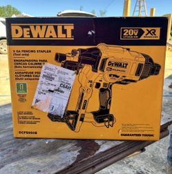 *New* DeWalt 20V MAX XR 9GA Fencing Stapler