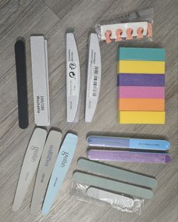 Nail files and buffers