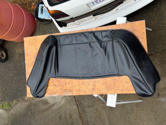 VW Cabrio bonnet
