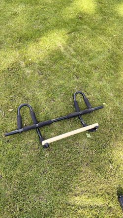 Pull Up Bar