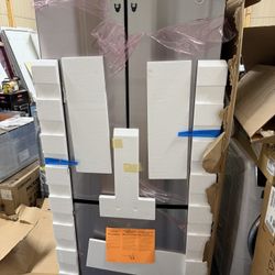 GE Standard-Depth 24.8-cu ft 3 - Door 33-in Wide French Door Refrigerator