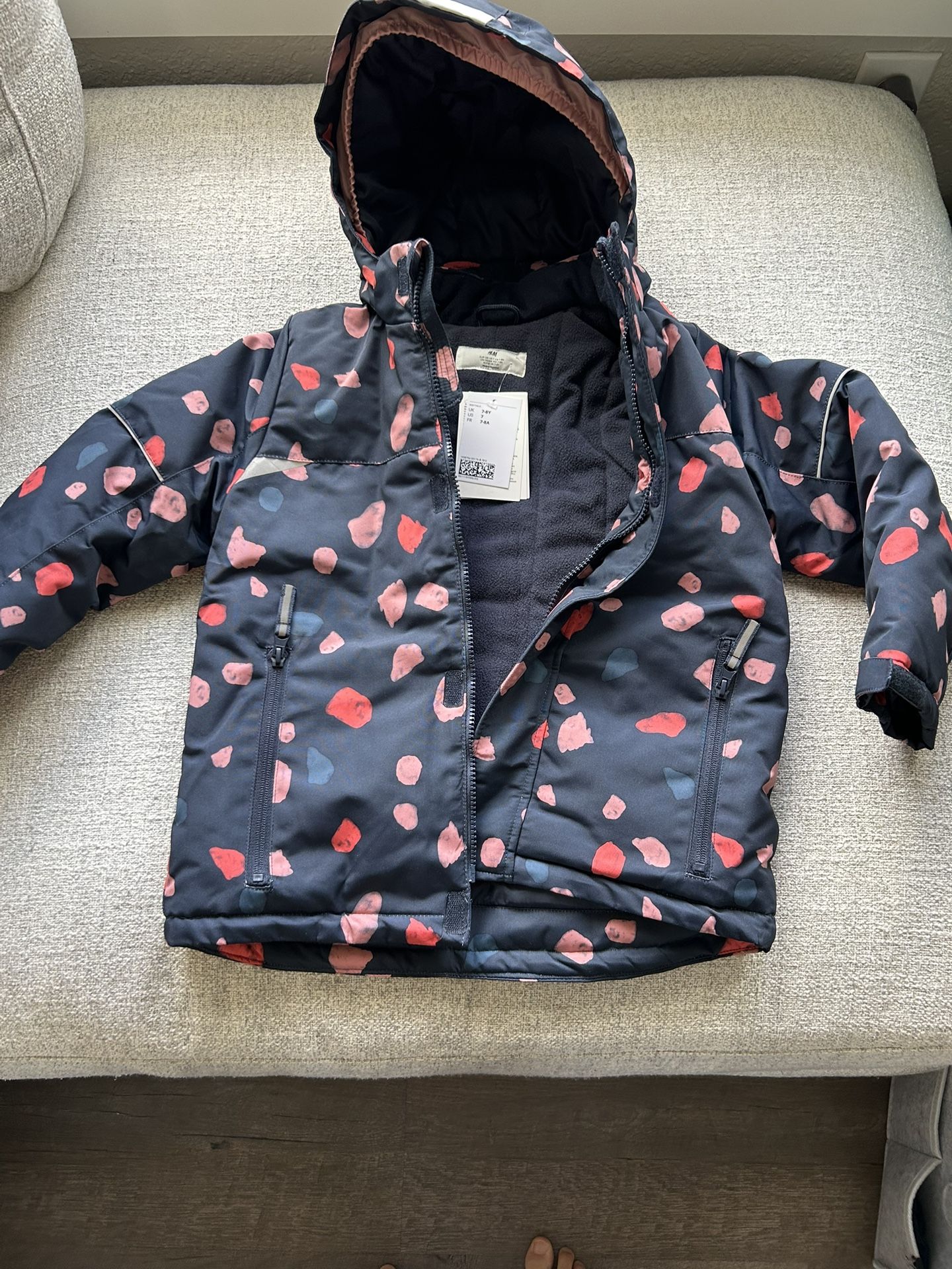 Girls Jacket (water repellent finish & fleece lined)
