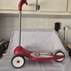 Radio flyer scooter