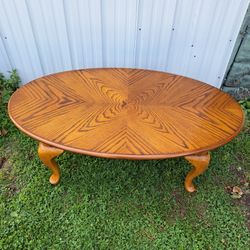 Solid Oak Coffee Table Queen Anne Legs Star Pattern
