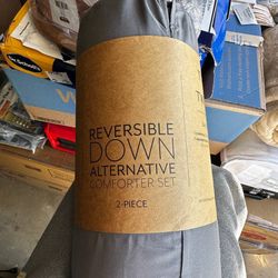 reversible down alternative comforter set 2 pcs TWIN Size