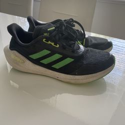 Adidas Kids Shoes. Us 6 