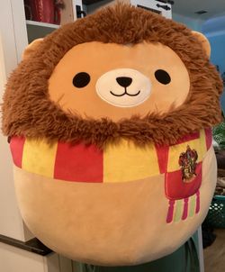 Gryffindor Squishmallow