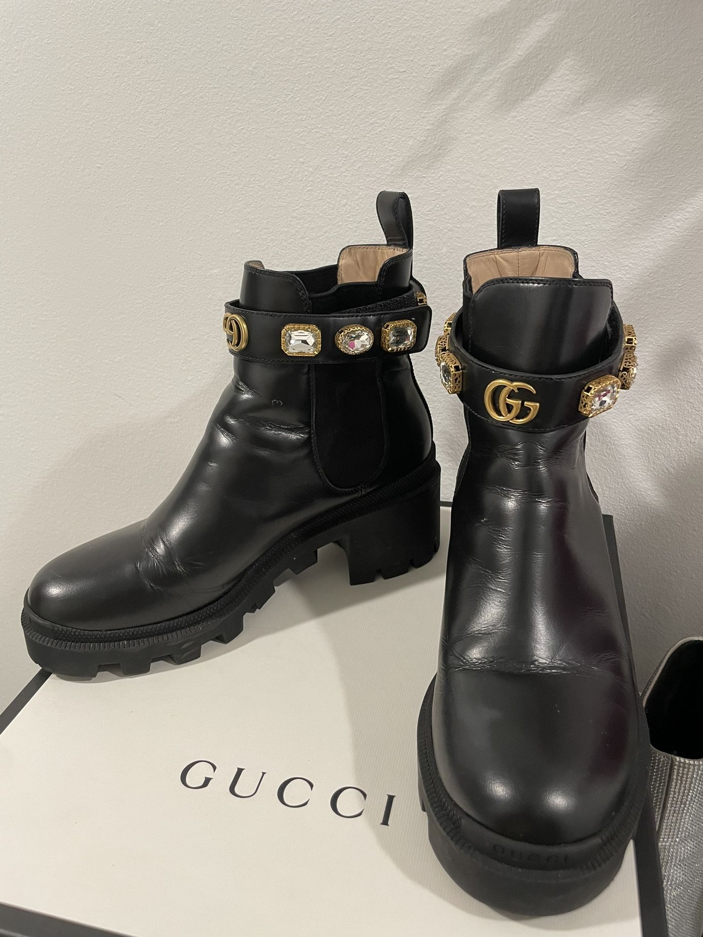 Women Gucci boots Size 38 (US size 8)