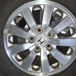 Honda Pilot Full Set Size 235/65R16 103T Toyo Tires Make Offer