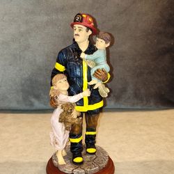 VINTAGE NOB 1998 VANMARK RED HATS OF COURAGE "HERO II" FIREFIGHTER CARRYING TWO YOUNG CHILDREN LIMITED EDITION NUMBERED STATUE 9/11 WORLD TRADE CENTER