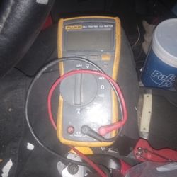 fluke115 truerms multimeter