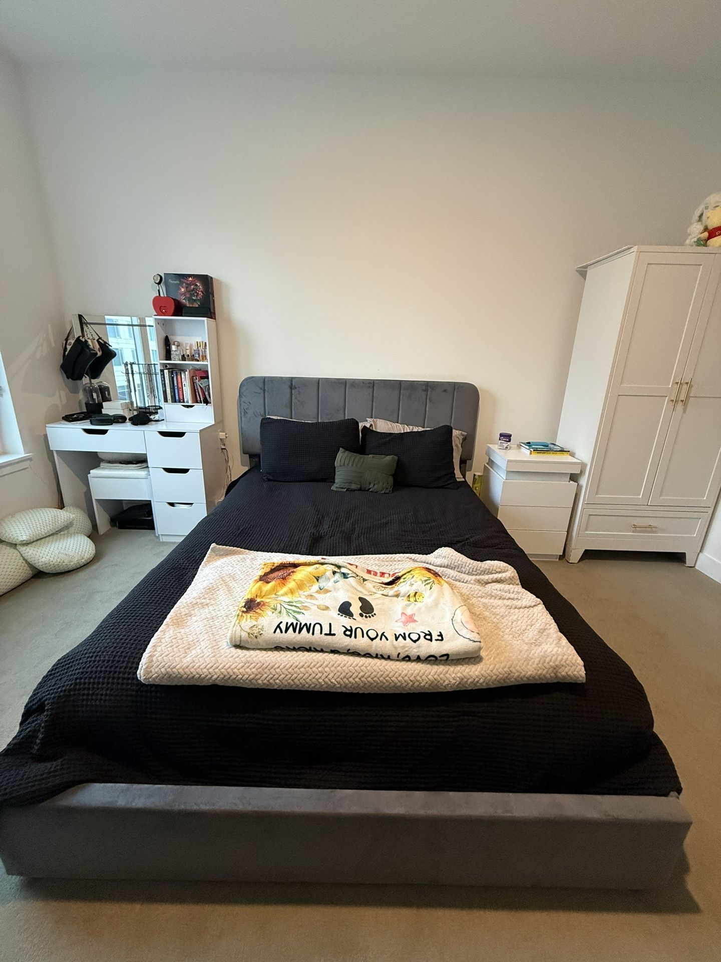 Queen Bed & Frame
