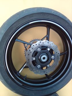 Kawasaki ninja 400 rims and tires