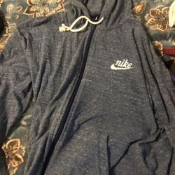 X Large Nike Hoodie 
