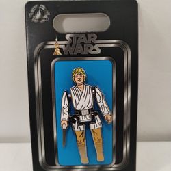 Star Wars Disney Parks Pins, Vintage Kenner Action Figure Style