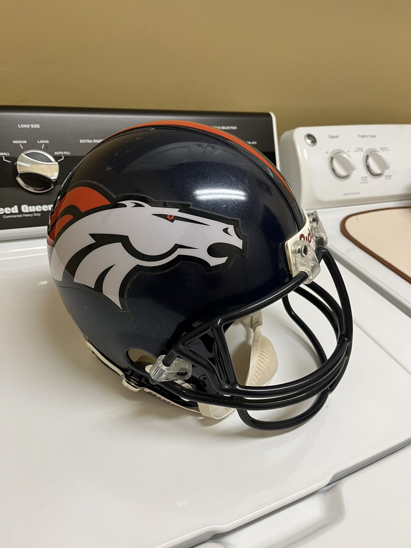 Riddell VSR-4 Broncos Helmet