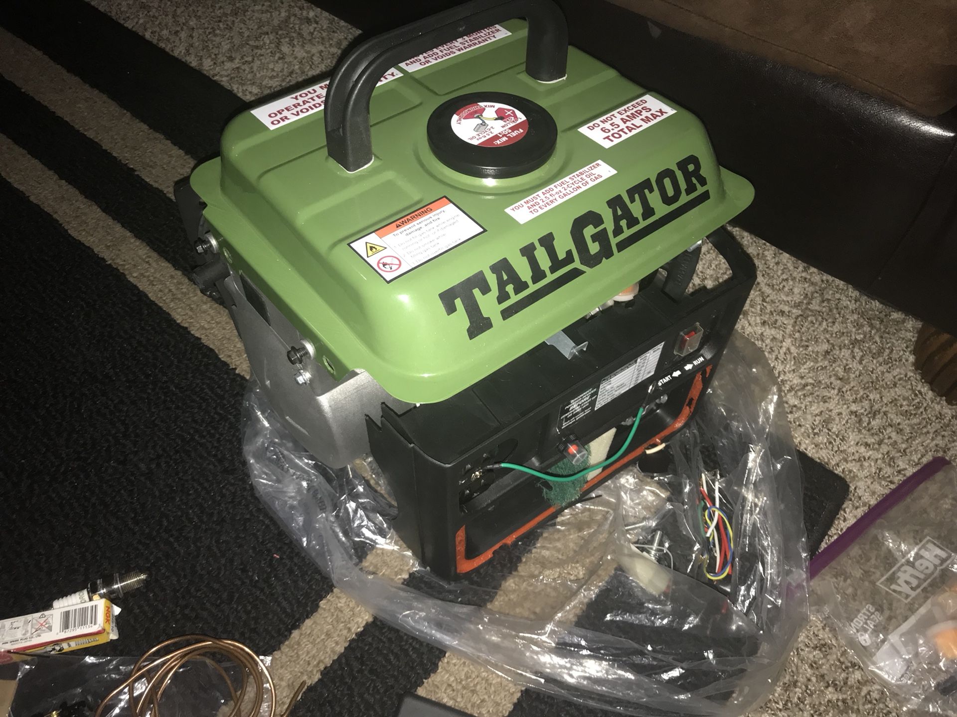 Tailgator 900w peak generator w/mods