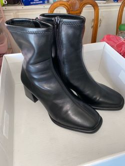 Steve Madden Pammy Black Ankle Boots - Size 6