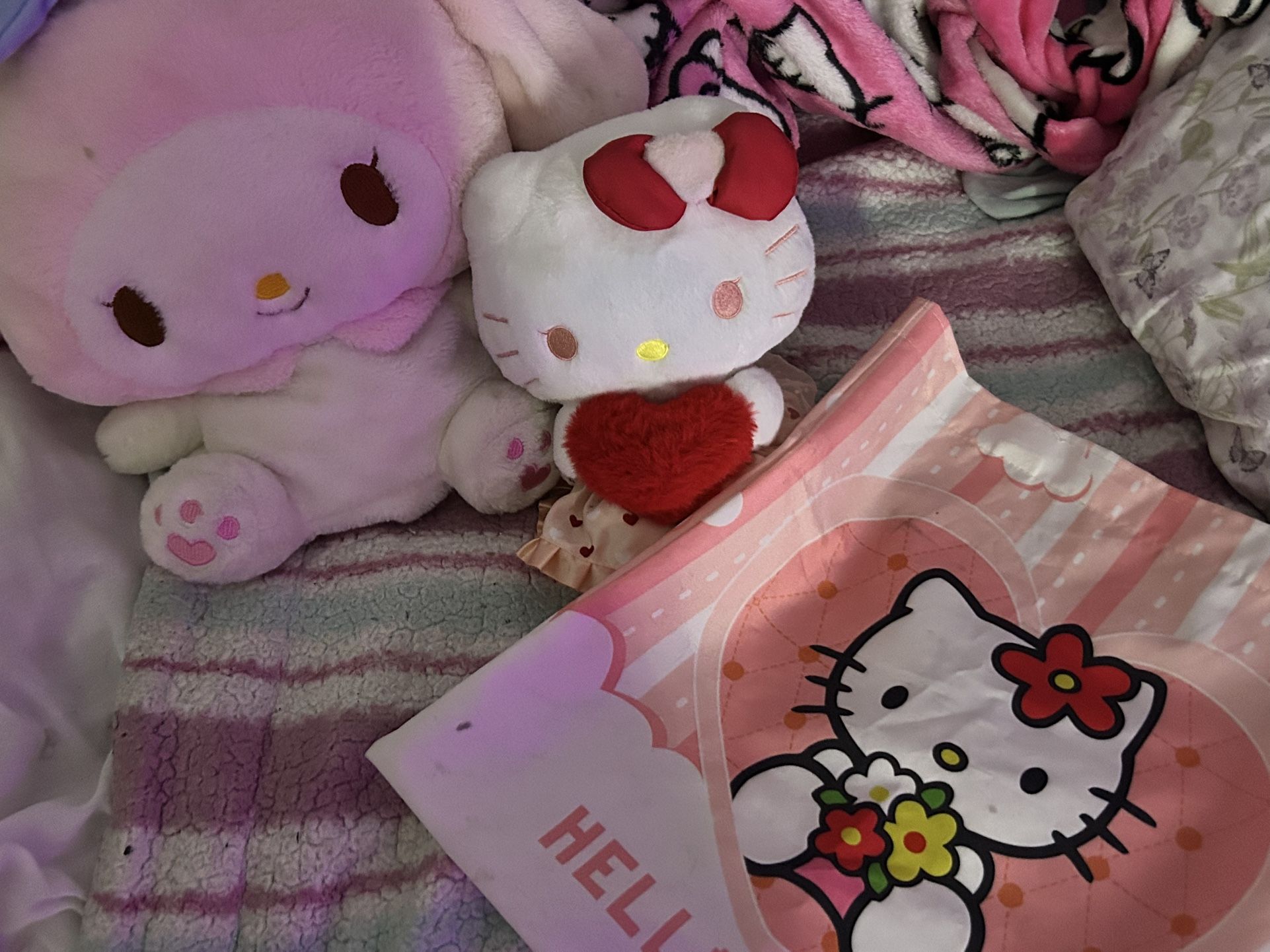 Hello Kitty Plushie Bundle With Bag