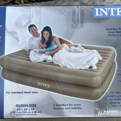 INTEX Queen Plush Extra High Air Mattress