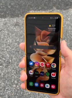 Samsung galaxy z flip 3