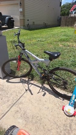 Shock Force bike