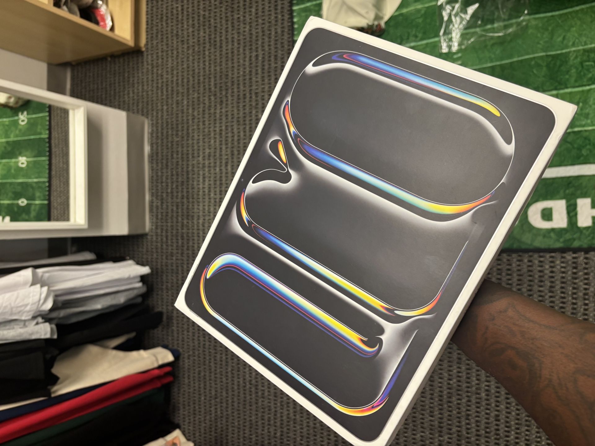 Mac Book Pro Tablet 13 inch.