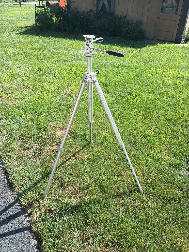 Tripod