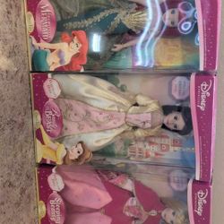Set Of 3 Disney Dolls