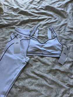 Alo yoga Airbrush Heart Throb Set
