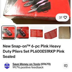 New In Box Snap On Pink Pliers Set With Small Screwdriver Set