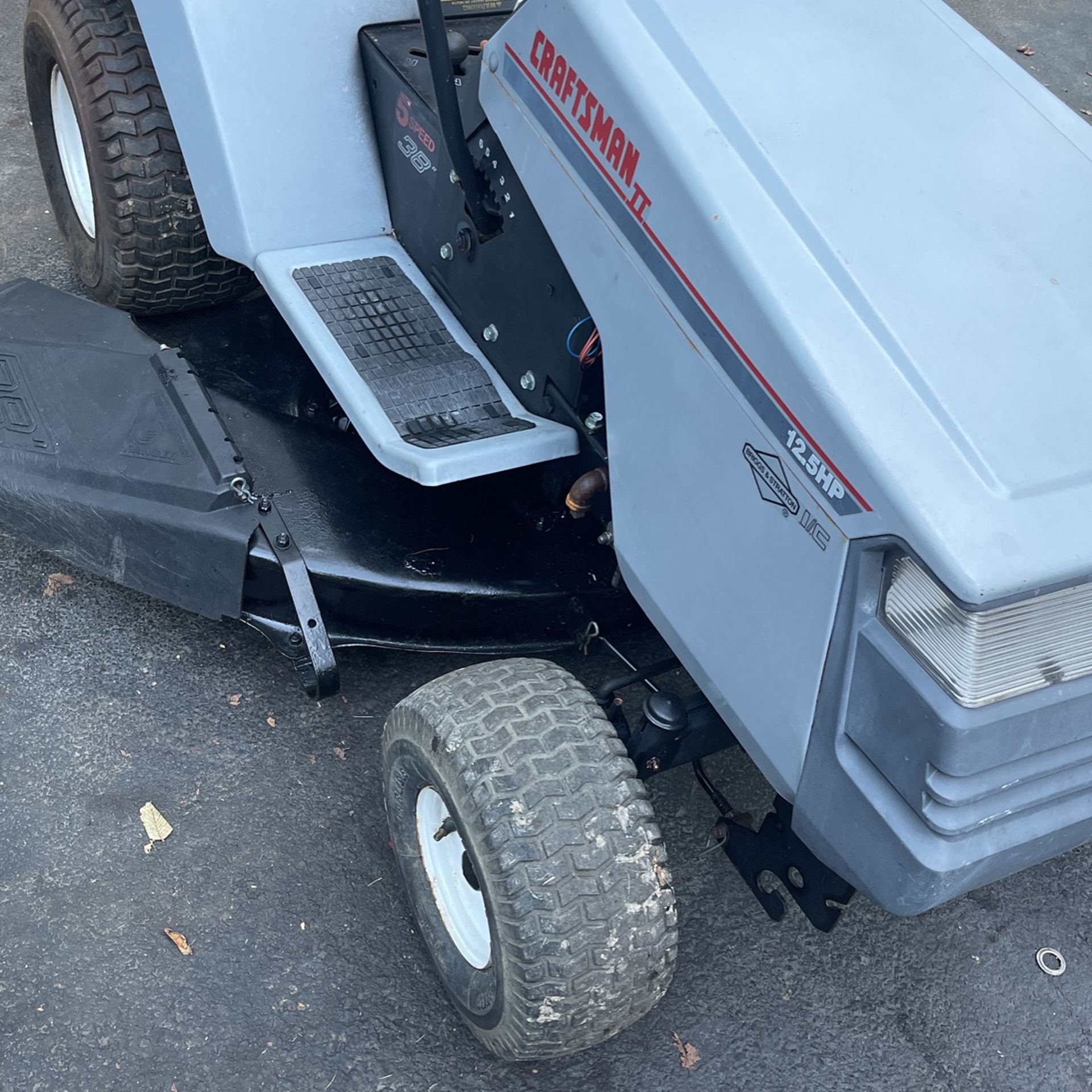 Craftsman II Tractor Mower 38 Inch Deck 12.5hp Brigg & Stratton 